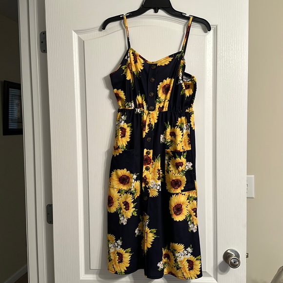 Dresses & Skirts - Navy Sunflower Dress